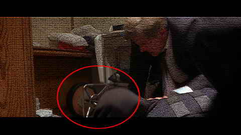 Fehlerbild [04] zum Film 'Air Force One'