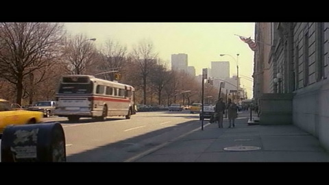 Screenshot [02] zum Film Haus an der Friedhofsmauer, Das