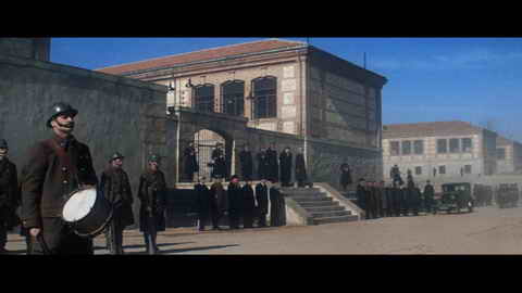 Screenshot [01] zum Film Papillon