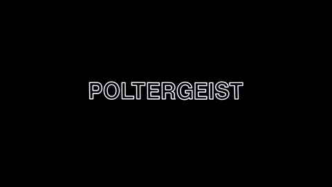 Titelbildschirm vom Film Poltergeist