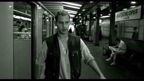 Screenshot [04] zum Film Lola rennt