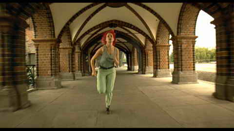 Screenshot [07] zum Film Lola rennt