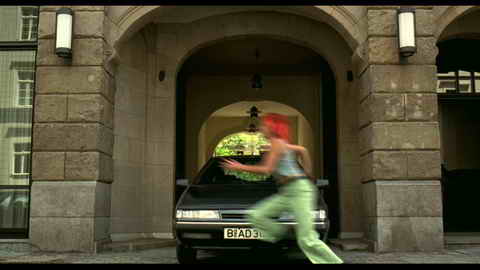 Screenshot [11] zum Film Lola rennt