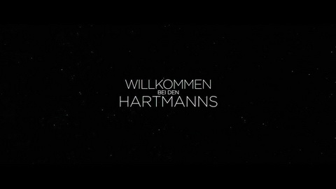 Titelbildschirm vom Film Willkommen bei den Hartmanns