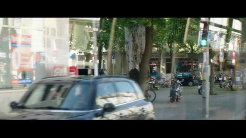 Screenshot [33] zum Film Willkommen bei den Hartmanns
