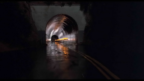 Screenshot [06] zum Film Schmeiß' die Mama aus dem Zug