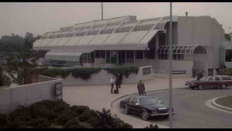 Screenshot [18] zum Film Twins - Zwillinge