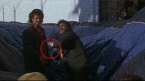 Fehlerbild [06] zum Film 'Lethal Weapon - Zwei stahlharte Profis'