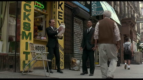 Screenshot [19] zum Film Men in Black