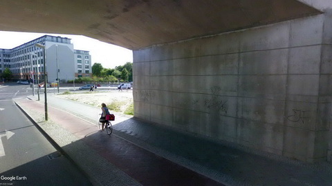 Realbild [40] zum Film 'Unknown Identity'