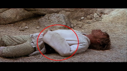 Fehlerbild [05] zum Film 'Star Wars: Episode IV (Krieg der Sterne)'