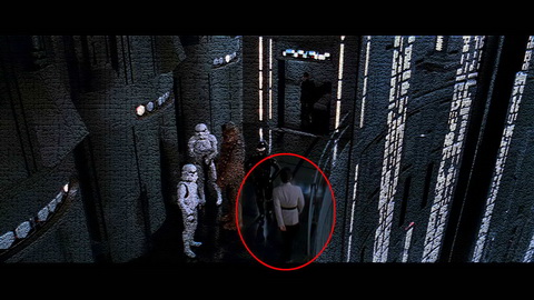 Fehlerbild [11] zum Film 'Star Wars: Episode IV (Krieg der Sterne)'