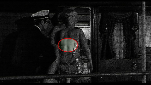 Fehlerbild [02] zum Film 'Manche mögen's heiss'