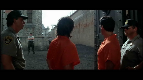 Screenshot [02] zum Film Tango und Cash