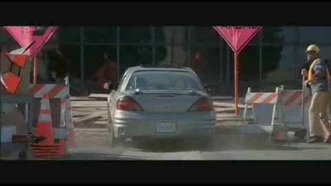 Fehlerbild [12] zum Film 'Lethal Weapon 4 - Zwei Profis räumen auf'