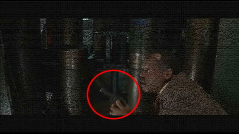 Fehlerbild [16] zum Film 'Lethal Weapon 4 - Zwei Profis räumen auf'