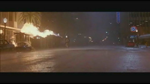 Screenshot [01] zum Film Lethal Weapon 4 - Zwei Profis räumen auf