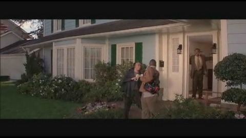 Screenshot [05] zum Film Lethal Weapon 4 - Zwei Profis räumen auf
