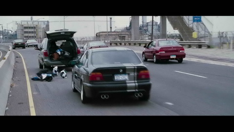 Screenshot [13] zum Film Mr. & Mrs. Smith