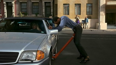 Screenshot [08] zum Film Nackte Kanone 33 1/3