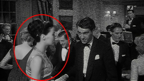 Fehlerbild [04] zum Film 'Miss Marple - Der Wachsblumenstrauß'