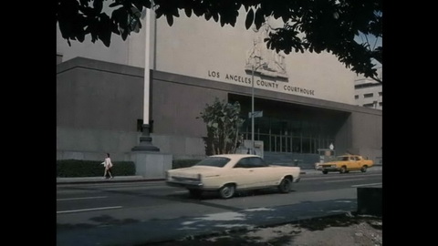 Screenshot [03] zum Film Columbo - Schritte aus dem Schatten
