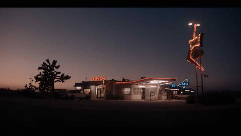 Screenshot [04] zum Film Fall - Fear Reaches New Heights