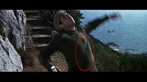 Fehlerbild [01] zum Film 'James Bond - Der Hauch des Todes'