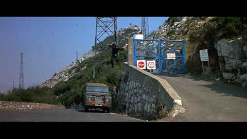 Screenshot [03] zum Film James Bond - Der Hauch des Todes