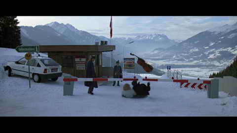 Screenshot [20] zum Film James Bond - Der Hauch des Todes