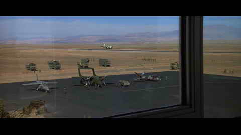 Screenshot [33] zum Film James Bond - Der Hauch des Todes