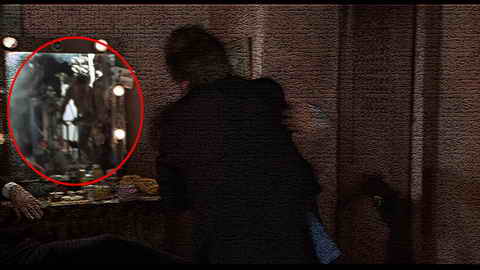 Fehlerbild [01] zum Film 'James Bond - Der Mann mit dem goldenen Colt'