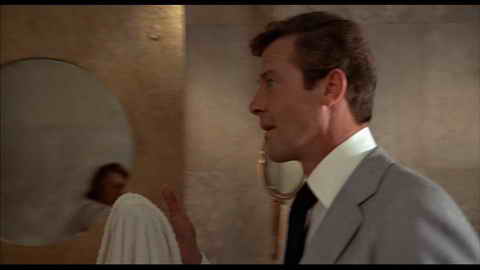 Fehlerbild [04] zum Film 'James Bond - Der Mann mit dem goldenen Colt'