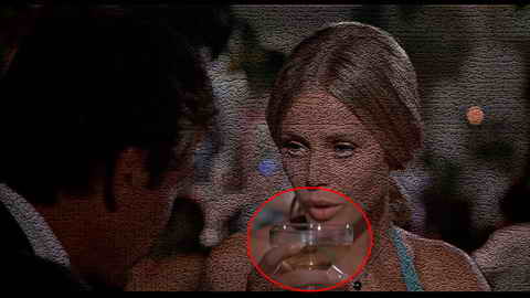 Fehlerbild [06] zum Film 'James Bond - Der Mann mit dem goldenen Colt'