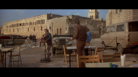 Screenshot [03] zum Film Omen II - Damien
