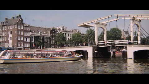 Screenshot [02] zum Film James Bond - Diamantenfieber