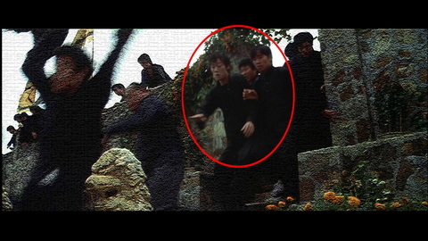 Fehlerbild [05] zum Film 'Mann mit der Todeskralle, Der'