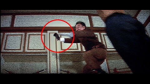 Fehlerbild [07] zum Film 'Mann mit der Todeskralle, Der'