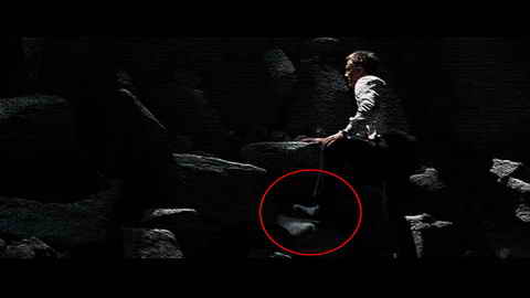 Fehlerbild [11] zum Film 'James Bond - Ein Quantum Trost'