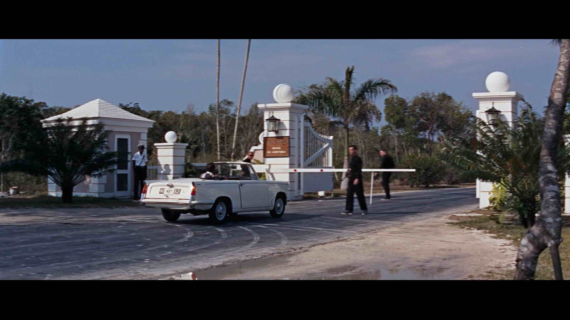 Screenshot [10] zum Film James Bond - Feuerball