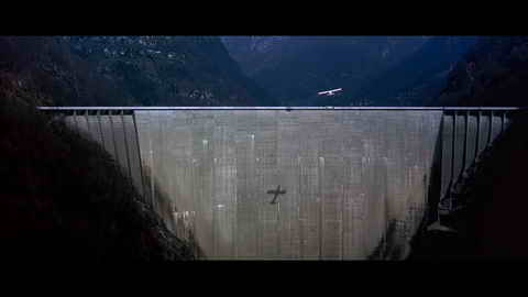 Screenshot [01] zum Film James Bond - Goldeneye