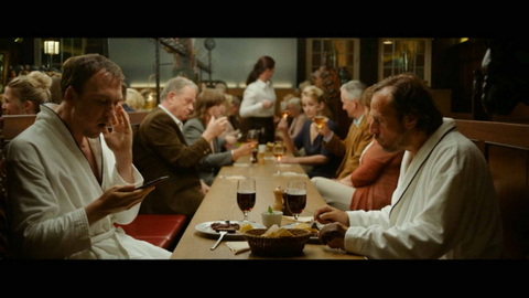 Screenshot [28] zum Film 25 km/h