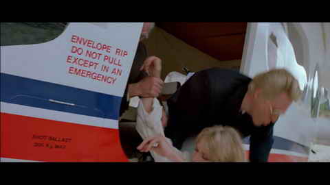 Fehlerbild [12] zum Film 'James Bond - Im Angesicht des Todes'