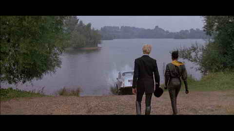 Screenshot [11] zum Film James Bond - Im Angesicht des Todes