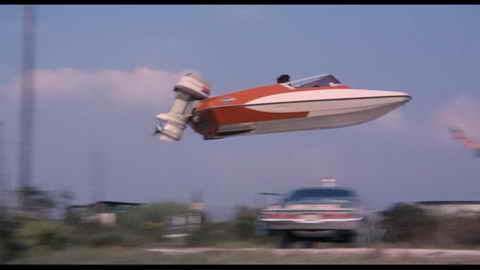 Screenshot [23] zum Film James Bond - Leben und Sterben lassen