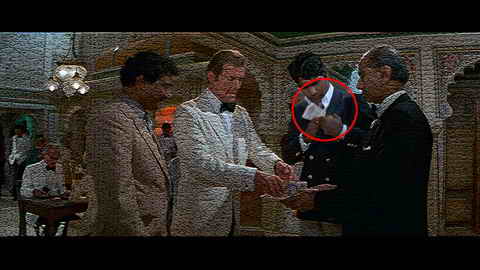 Fehlerbild [08] zum Film 'James Bond - Octopussy'